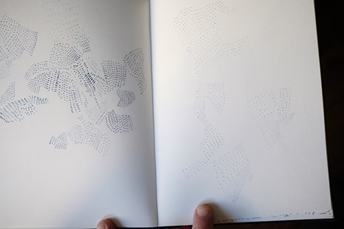 exhibitions | une-vie-en-pointilles | &copy; patrice de Santa Coloma