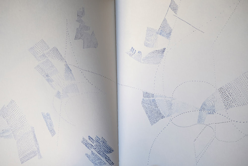 exhibitions | une-vie-en-pointilles | &copy; patrice de Santa Coloma